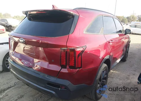 2021 Kia Sorento S z USA, uszkodzony, nr VIN 5XYRLDLC6MG004758